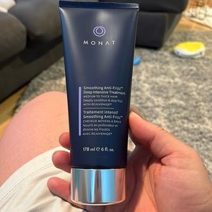 MONAT smoothing anti frizz deep intensive treatment